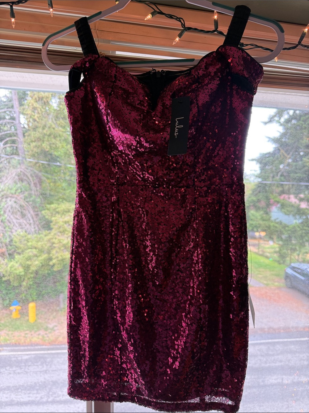 Lulu’s fuchsia Sequin Strapless Cocktail Dress